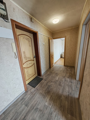 Продам двухкомнатную (2-комн.) квартиру, Первостроителей пр-кт, 15, Комсомольск-на-Амуре г