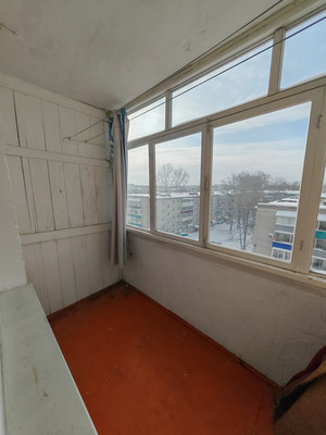 Продам двухкомнатную (2-комн.) квартиру, Первостроителей пр-кт, 15, Комсомольск-на-Амуре г