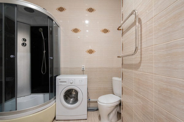 Продам однокомнатную (1-комн.) квартиру, Красных Мадьяр ул, 14, Иркутск г