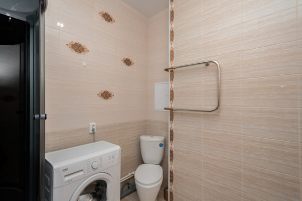 Продам однокомнатную (1-комн.) квартиру, Красных Мадьяр ул, 14, Иркутск г