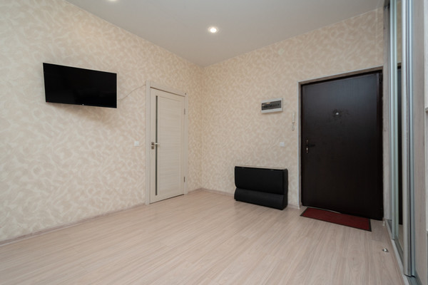 Продам однокомнатную (1-комн.) квартиру, Красных Мадьяр ул, 14, Иркутск г