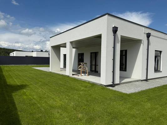 Продам дом, Придорожная ул, 29Г, Екатеринбург г, 10 км от города