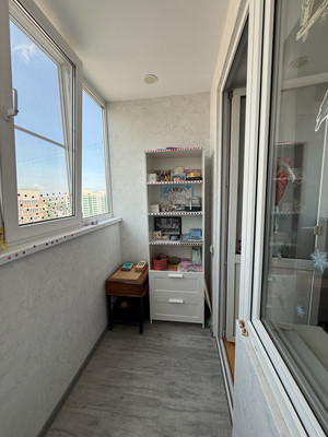 Продам двухкомнатную (2-комн.) квартиру, Гидростроителей ул, 63, Краснодар г