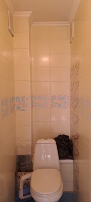 Продам двухкомнатную (2-комн.) квартиру, Парашютная ул, 74а, Красноярск г