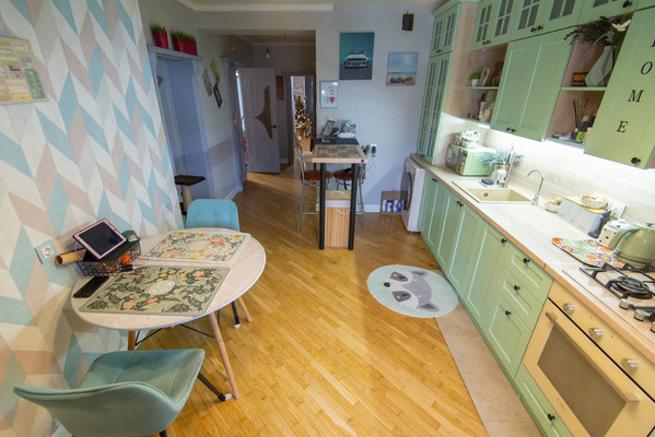 Продам двухкомнатную (2-комн.) квартиру, Темерницкая ул, 79-81, Ростов-на-Дону г