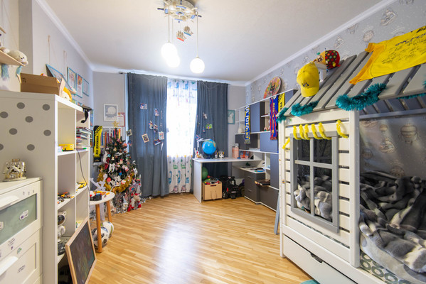 Продам двухкомнатную (2-комн.) квартиру, Темерницкая ул, 79-81, Ростов-на-Дону г