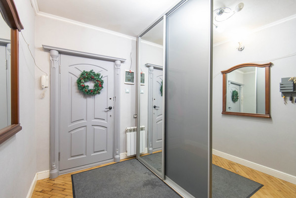 Продам двухкомнатную (2-комн.) квартиру, Темерницкая ул, 79-81, Ростов-на-Дону г