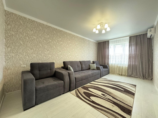 Продам трехкомнатную (3-комн.) квартиру, Нартановская ул, 10, Нальчик г