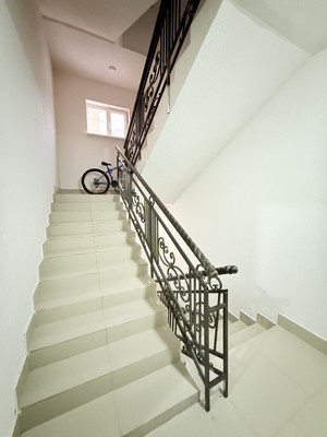 Продам многокомнатную квартиру, Тлостанова ул, 28, Нальчик г