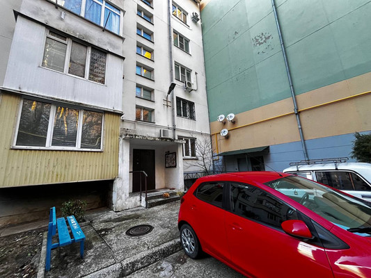 Продам двухкомнатную (2-комн.) квартиру, Калараша ул, 31, Туапсе г