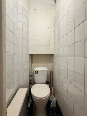 Продам трехкомнатную (3-комн.) квартиру, Псковская ул, 18, Великий Новгород г