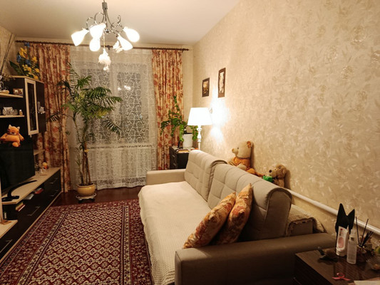 Продам двухкомнатную (2-комн.) квартиру, Кирьянова ул, 17, Яхрома г