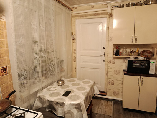 Продам двухкомнатную (2-комн.) квартиру, Кирьянова ул, 17, Яхрома г