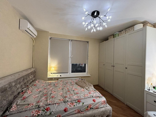 Продам двухкомнатную (2-комн.) квартиру, Центральный (Купелинка мкр) кв-л, 2, Сапроново д