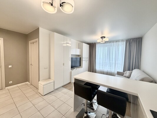 Продам однокомнатную (1-комн.) квартиру, Ясеневая ул, 12к1, Москва г