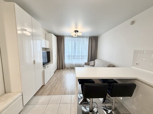 Продам однокомнатную (1-комн.) квартиру, Ясеневая ул, 12к1, Москва г