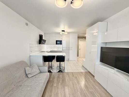 Продам однокомнатную (1-комн.) квартиру, Ясеневая ул, 12к1, Москва г