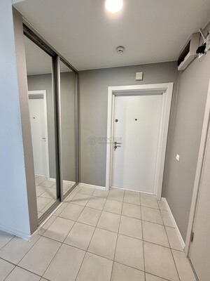 Продам однокомнатную (1-комн.) квартиру, Ясеневая ул, 12к1, Москва г