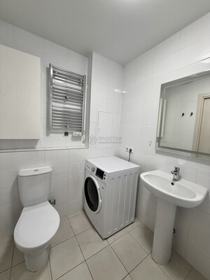 Продам однокомнатную (1-комн.) квартиру, Ясеневая ул, 12к1, Москва г