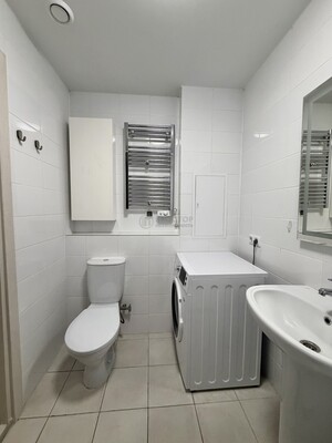 Продам однокомнатную (1-комн.) квартиру, Ясеневая ул, 12к1, Москва г