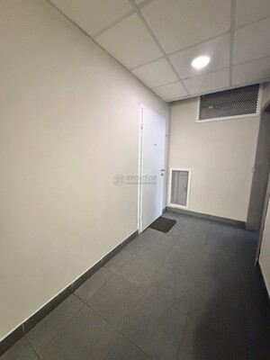 Продам однокомнатную (1-комн.) квартиру, Ясеневая ул, 12к1, Москва г