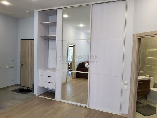 Продам двухкомнатную (2-комн.) квартиру, Невельского проезд, 6к1, Москва г