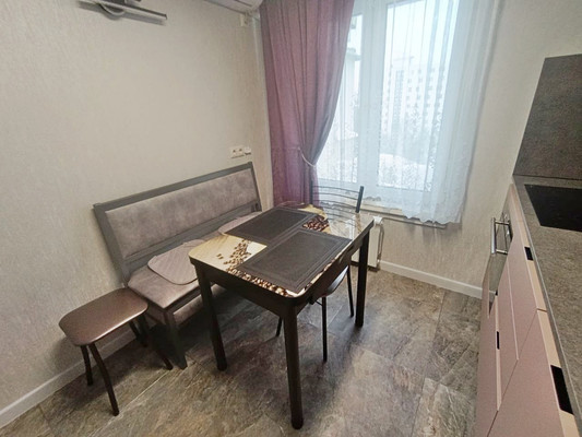 Сдам однокомнатную (1-комн.) квартиру, Шокальского проезд, 30к1, Москва г