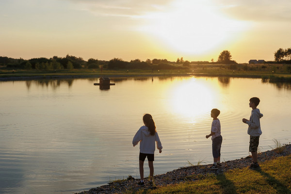 Продам однокомнатную (1-комн.) , Осенняя ул, 2к18, Ласкино п