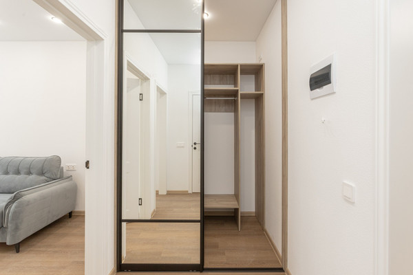 Продам однокомнатную (1-комн.) , Осенняя ул, 2к18, Ласкино п