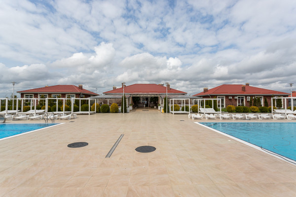 Продам однокомнатную (1-комн.) , Осенняя ул, 2к18, Ласкино п