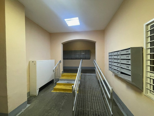 Продам двухкомнатную (2-комн.) квартиру, Щёлковский проезд, 4, Москва г