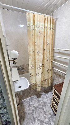 Продам двухкомнатную (2-комн.) квартиру, им. Братьев Дроздовых ул, 14, Краснодар г