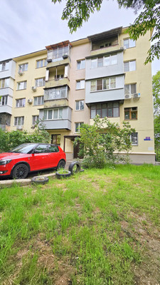 Продам двухкомнатную (2-комн.) квартиру, им. Братьев Дроздовых ул, 14, Краснодар г