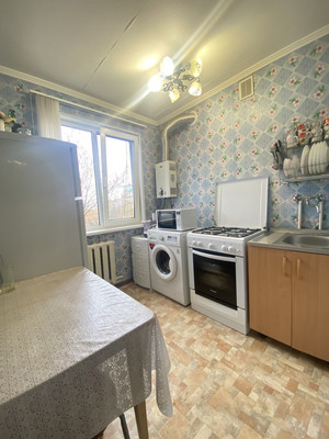 Продам двухкомнатную (2-комн.) квартиру, Калмыкова ул, 229, Нальчик г