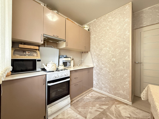 Продам двухкомнатную (2-комн.) квартиру, Мусукаева ул, 30, Нальчик г