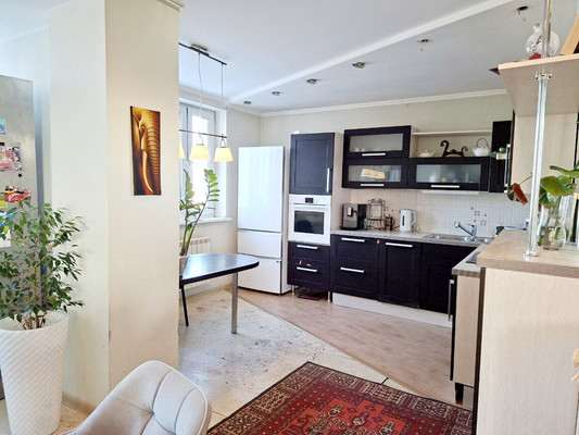 Продам многокомнатную квартиру, Ямашева пр-кт, 51, Казань г