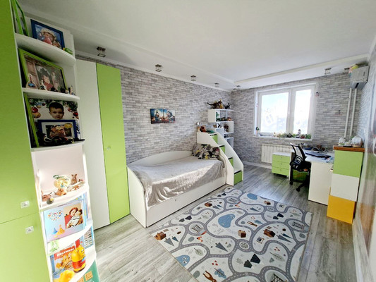 Продам многокомнатную квартиру, Ямашева пр-кт, 51, Казань г