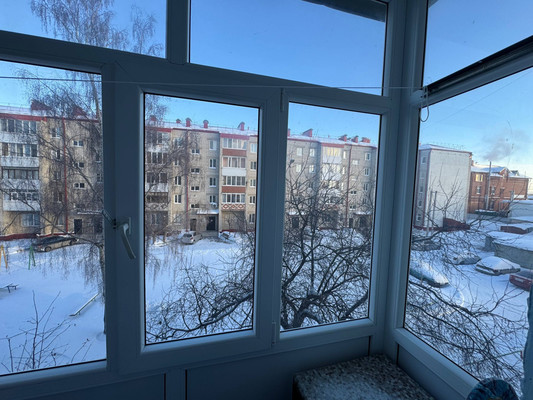 Продам трехкомнатную (3-комн.) квартиру, Рокоссовского ул, 15кб, Ишим г