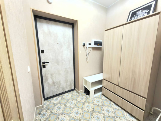 Продам однокомнатную (1-комн.) квартиру, Аделя Кутуя ул, 100, Казань г