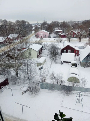 Продам трехкомнатную (3-комн.) квартиру, Урицкого ул, 65, Белоомут рп