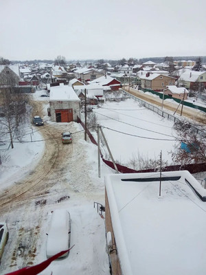 Продам трехкомнатную (3-комн.) квартиру, Урицкого ул, 65, Белоомут рп