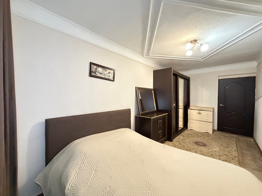 Продам двухкомнатную (2-комн.) квартиру, Самотечная ул, 39, Нальчик г