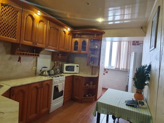 Продам трехкомнатную (3-комн.) квартиру, Красная ул, 59А, Кропоткин г