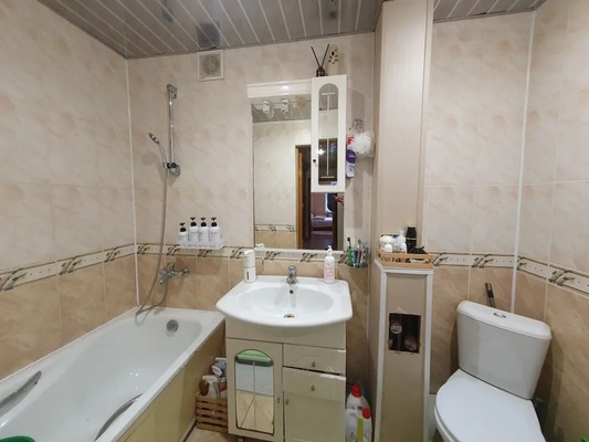 Продам трехкомнатную (3-комн.) квартиру, Красная ул, 59А, Кропоткин г