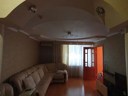 Продам трехкомнатную (3-комн.) квартиру, Красная ул, 59А, Кропоткин г