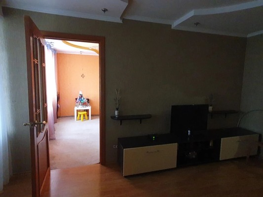 Продам трехкомнатную (3-комн.) квартиру, Красная ул, 59А, Кропоткин г