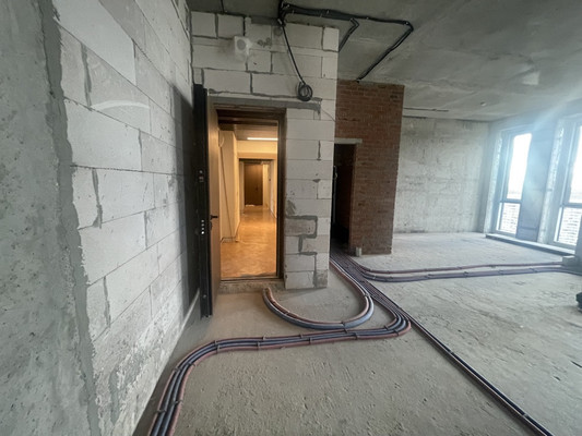 Продам трехкомнатную (3-комн.) квартиру, Лермонтовская ул, 1, Москва г