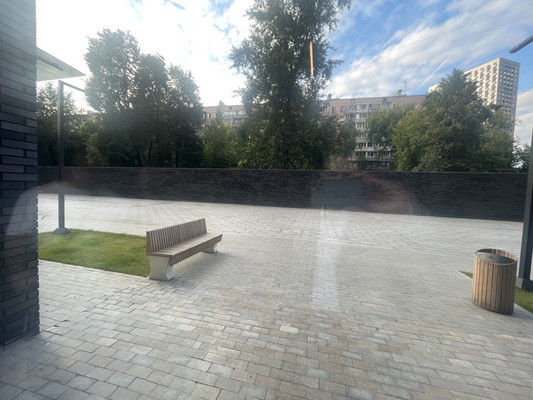 Продам трехкомнатную (3-комн.) квартиру, Лермонтовская ул, 1, Москва г