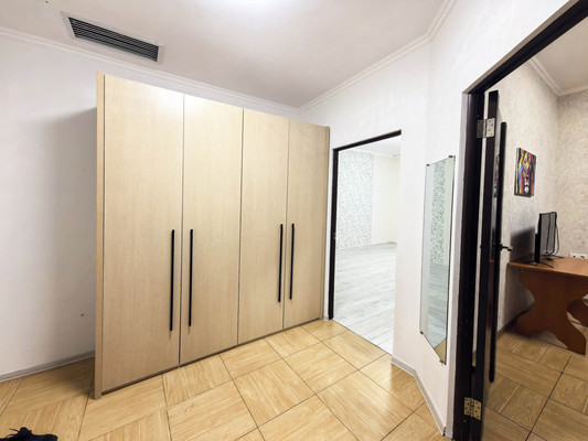 Сдам двухкомнатную (2-комн.) квартиру, Вербовая ул, 11, Новороссийск г