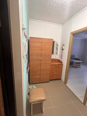 Продам однокомнатную (1-комн.) квартиру, Домодедовская ул, 38к1, Москва г